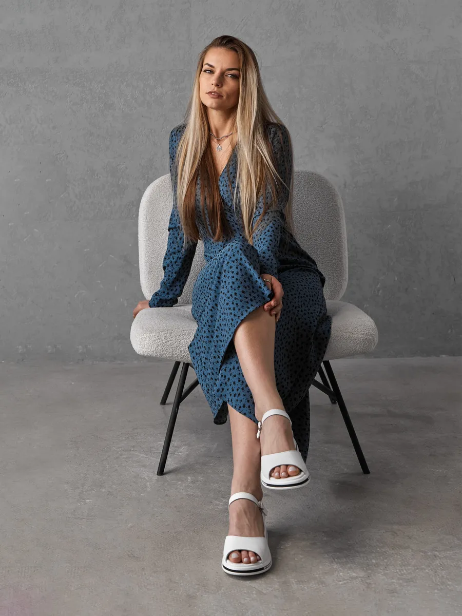 Босоножки женские летние на танкетке белые 2F6-97-112