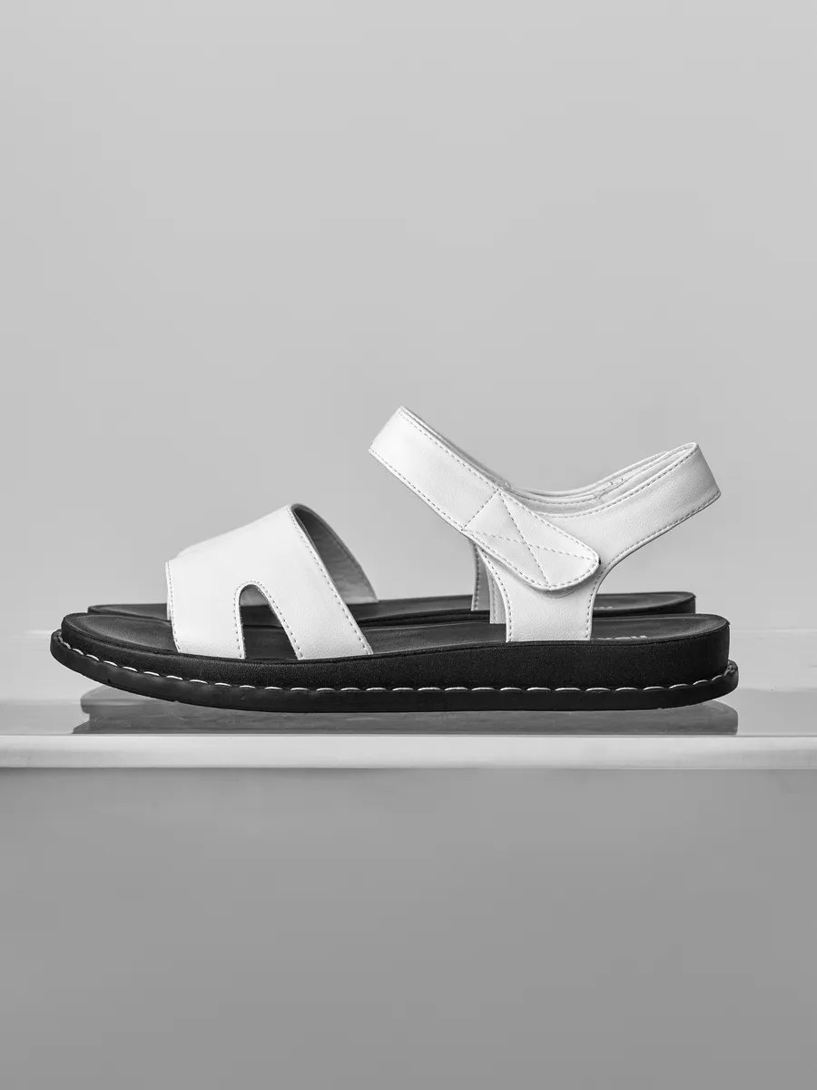 Босоножки женские летние без каблука белые 92AF05-112-1k