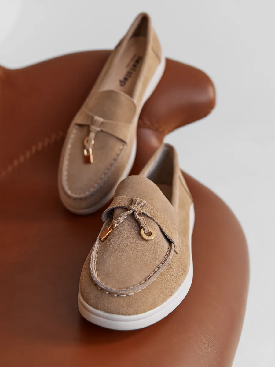 Лоферы женские замшевые бежевые натуральные на платформе 3727-1A