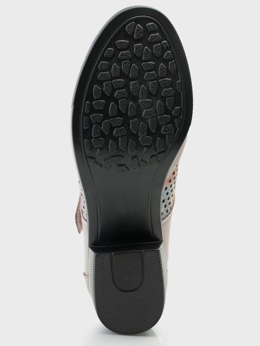 Туфли с перфорацией на каблуке HX142-012