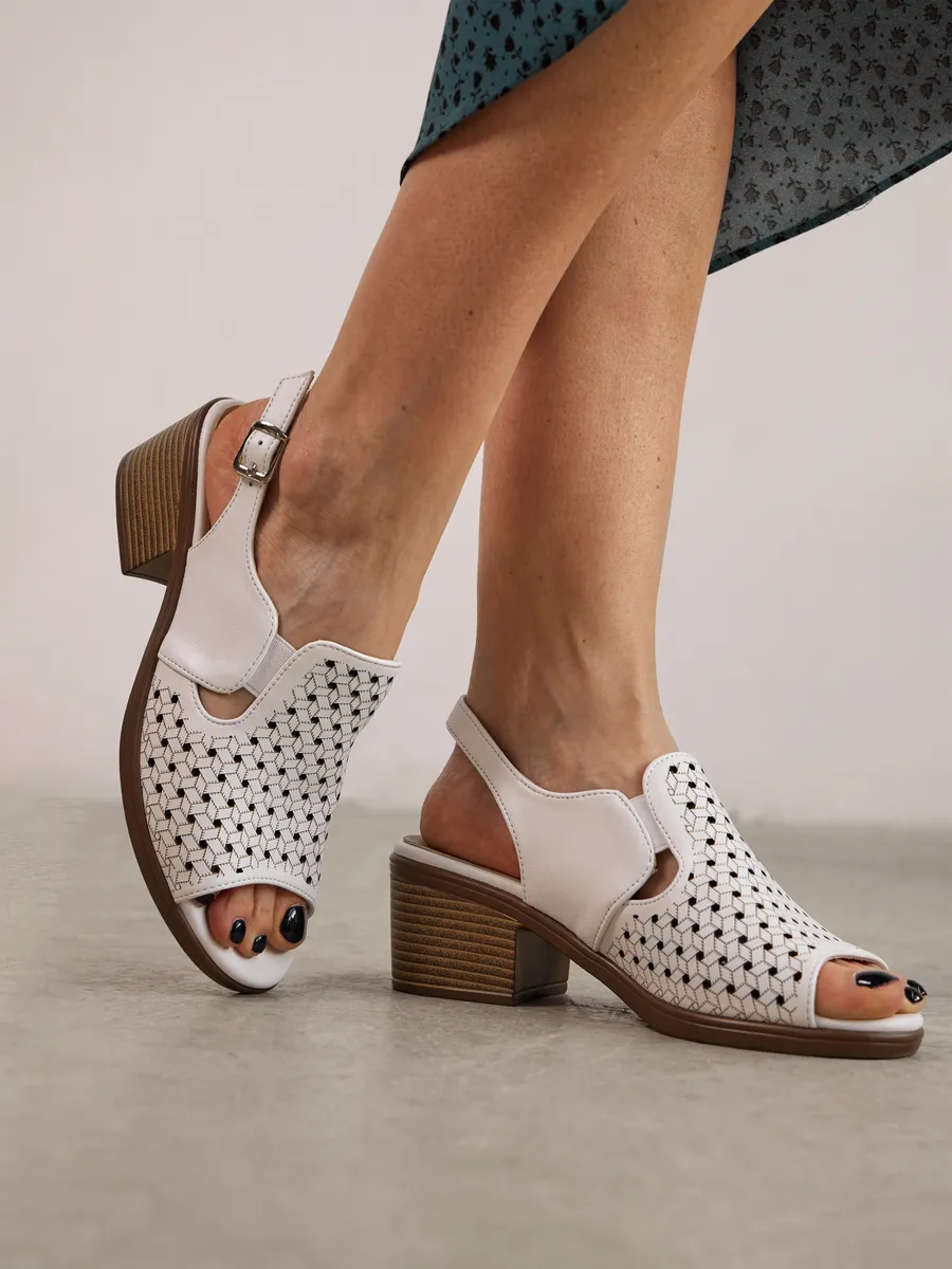 Босоножки женские летние натуральная кожа белые на каблуке 51BKE31-5-112k