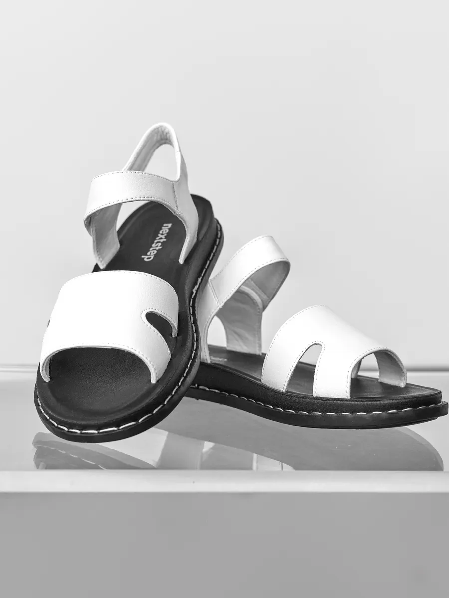 Босоножки женские летние без каблука белые 92AF05-112-1k