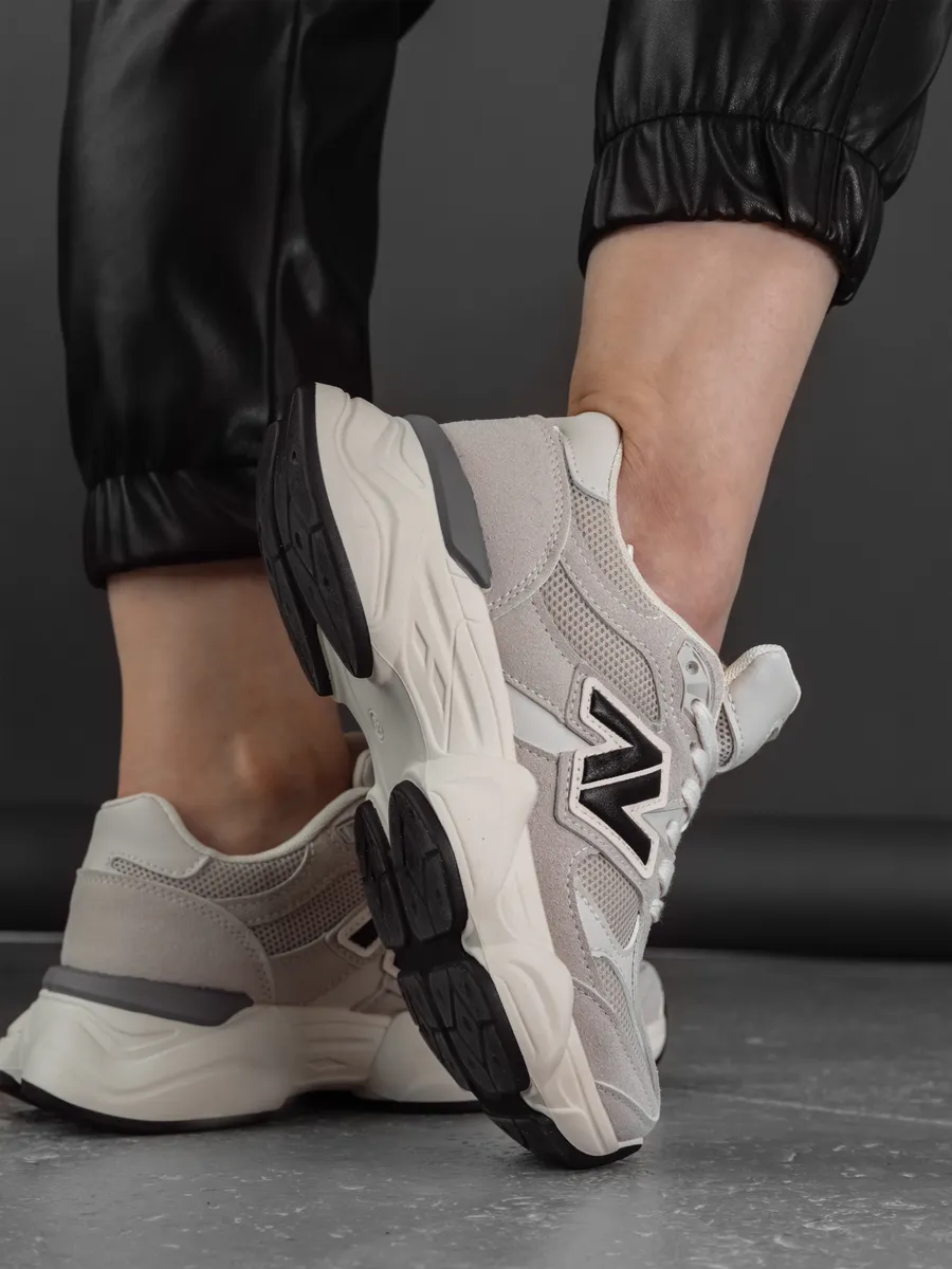 Кроссовки женские на платформе серые дышащие AA075-011K