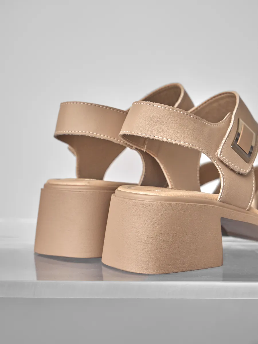 Босоножки женские летние на каблуке EA092-012k