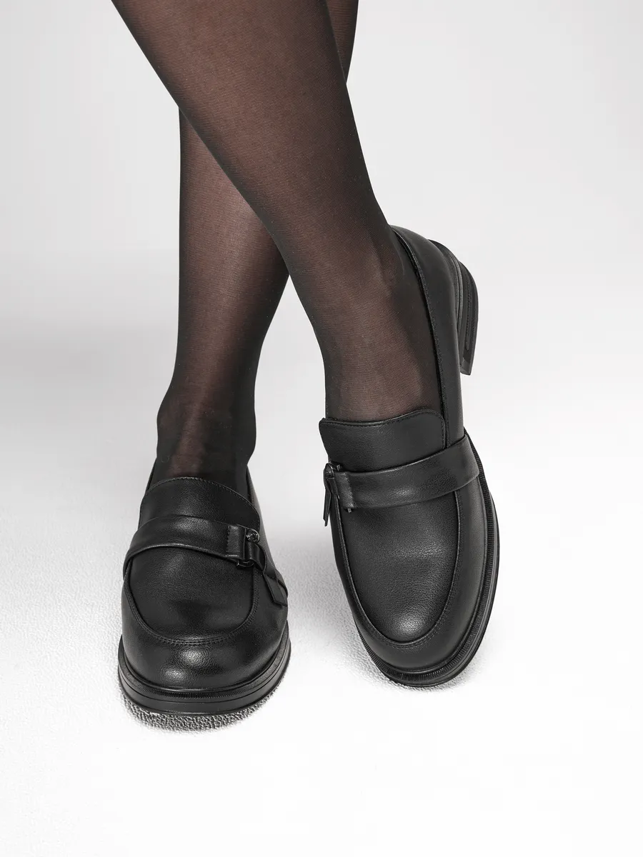 Лоферы женские натуральная кожа черные на каблуке XDN-52599-4A-ST