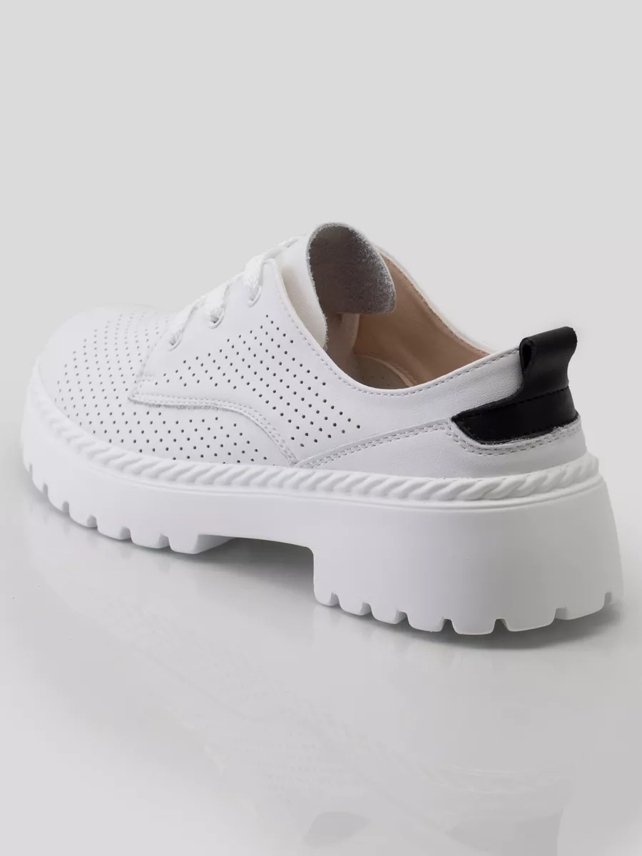 Туфли женские летние на низком каблуке с перфорацией FL2016-4