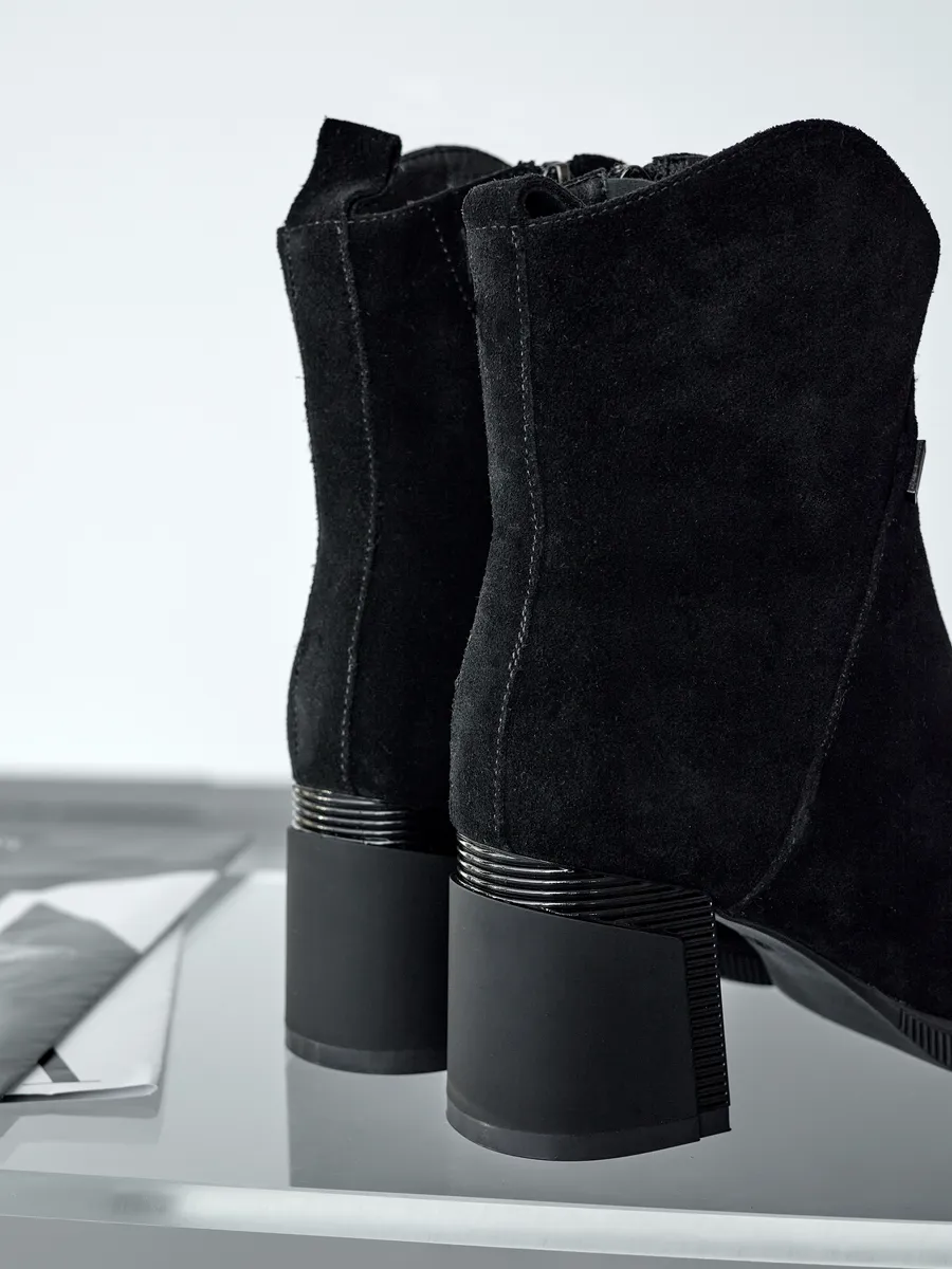 Ботинки женские зимние на каблуке замшевые U420-041